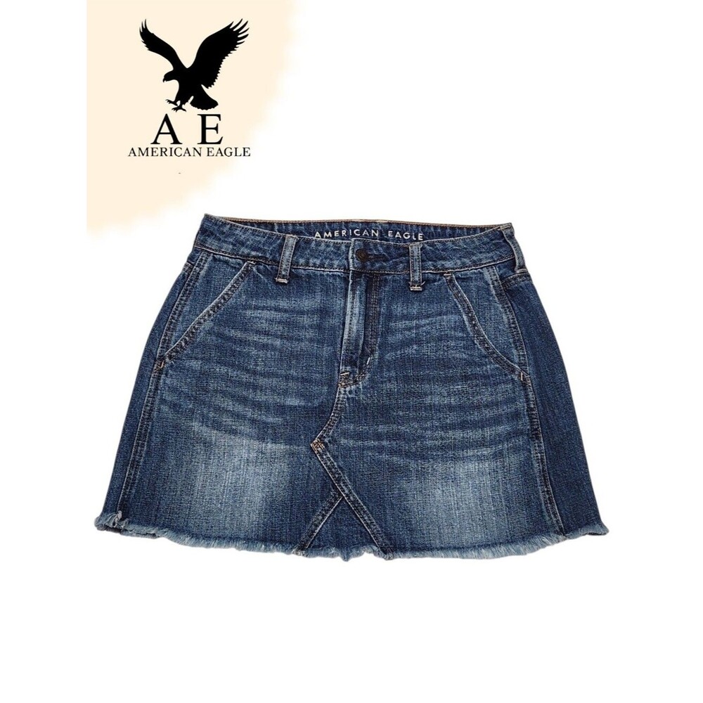 American Eagle Women's Classic Blue Denim Festival Mini Skirt Frayed hem Size 2
